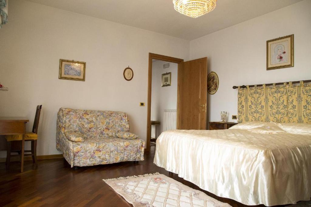 B&B Nuovo Paradiso Pescia Ngoại thất bức ảnh