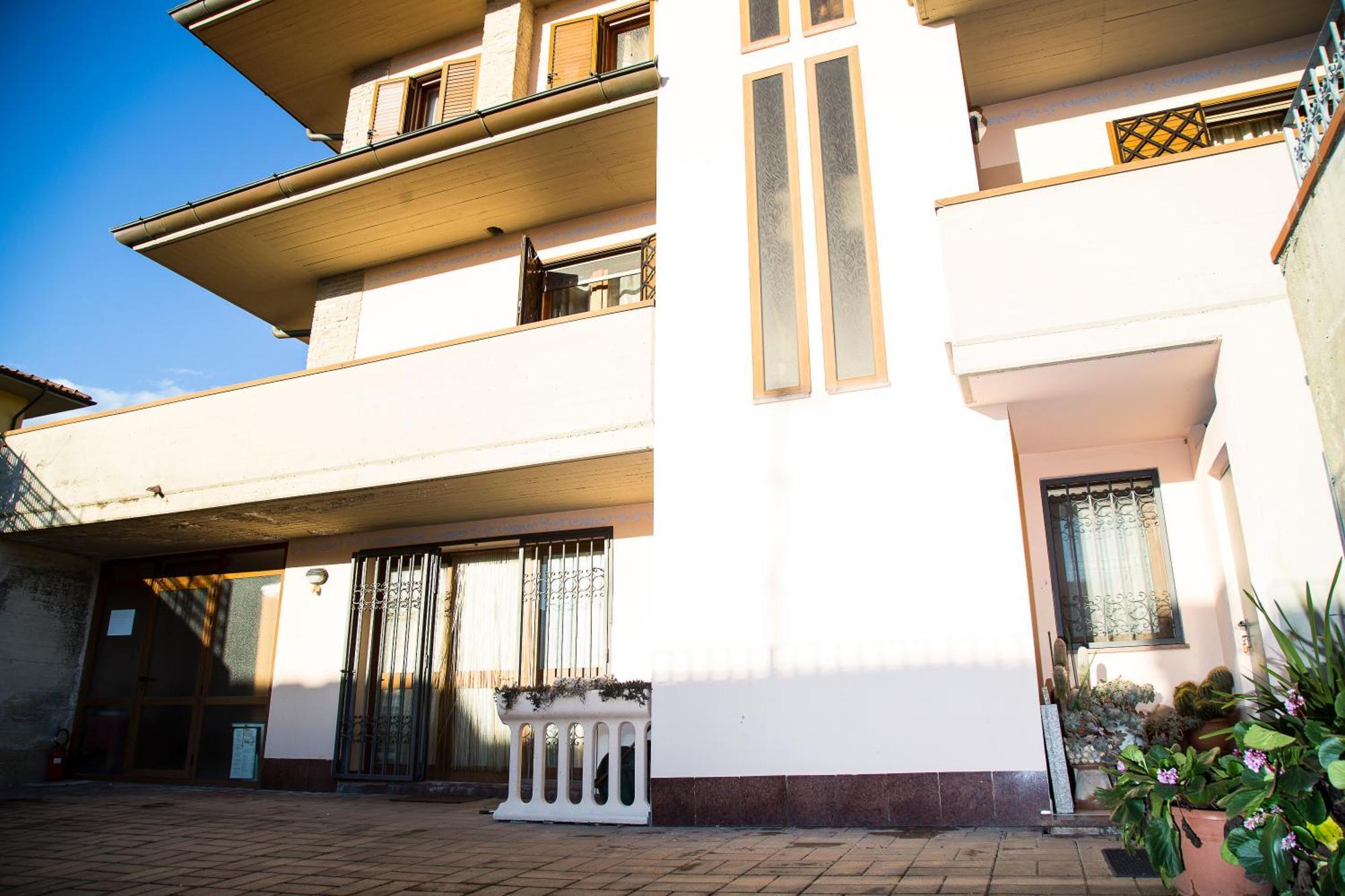 B&B Nuovo Paradiso Pescia Ngoại thất bức ảnh
