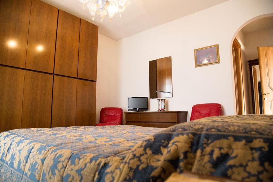 B&B Nuovo Paradiso Pescia Ngoại thất bức ảnh