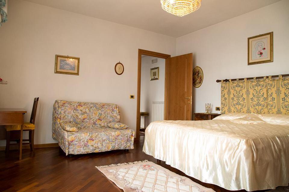 B&B Nuovo Paradiso Pescia Ngoại thất bức ảnh