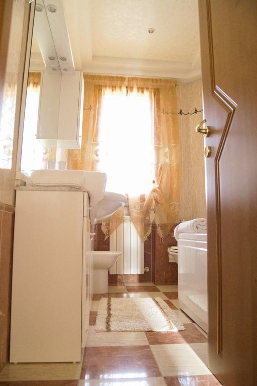 B&B Nuovo Paradiso Pescia Phòng bức ảnh