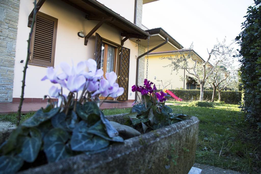 B&B Nuovo Paradiso Pescia Ngoại thất bức ảnh